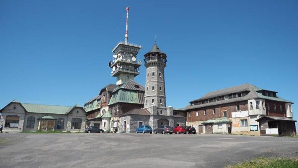 Horský hotel Klínovec, pohled od jihu. Foto: NPÚ