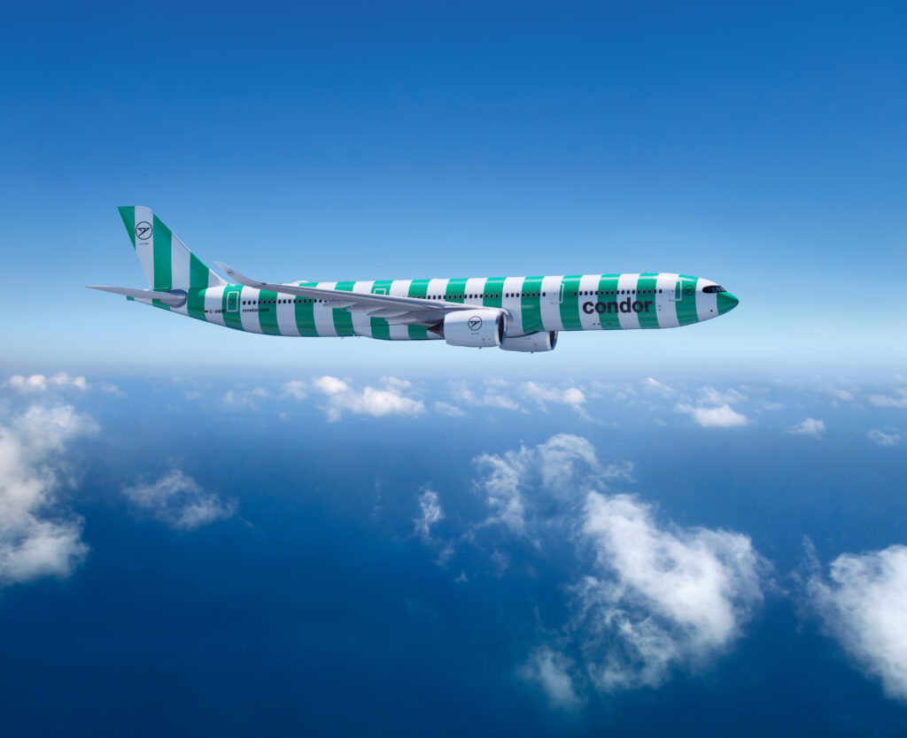 Condor A330-900 v designu „Island“. Airbus A330-900 má o 25 % nižší emise oxidu uhličitého než letadla předcházející generace.