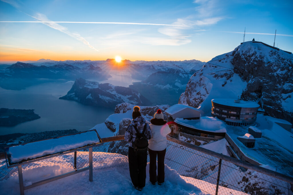 Východ slunce na vrcholu horského masivu Pilatus. Foto: Switzerland Tourism / Rainer Eder